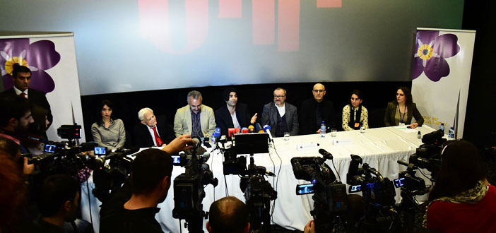 Ermenistan 'The Cut'a mesafeli